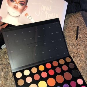 James Charles x Morphe Artistry Pallet